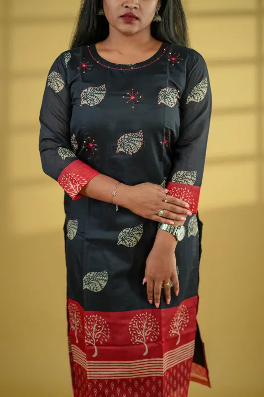 Beautiful red and black Chanderi silk Kurti with tie dye dupatta.